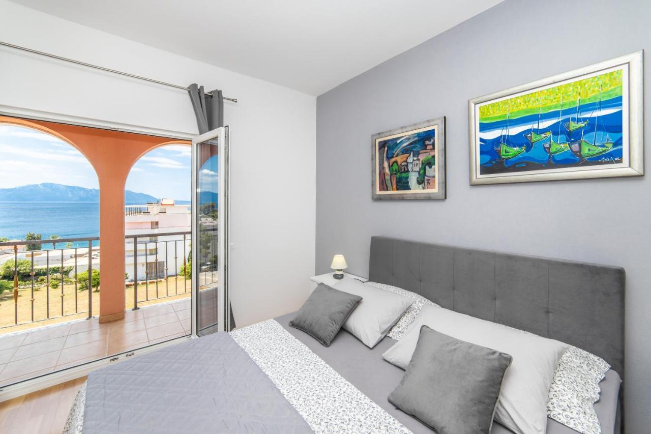 Lile Apartment Gradac (Split-Dalmatia)