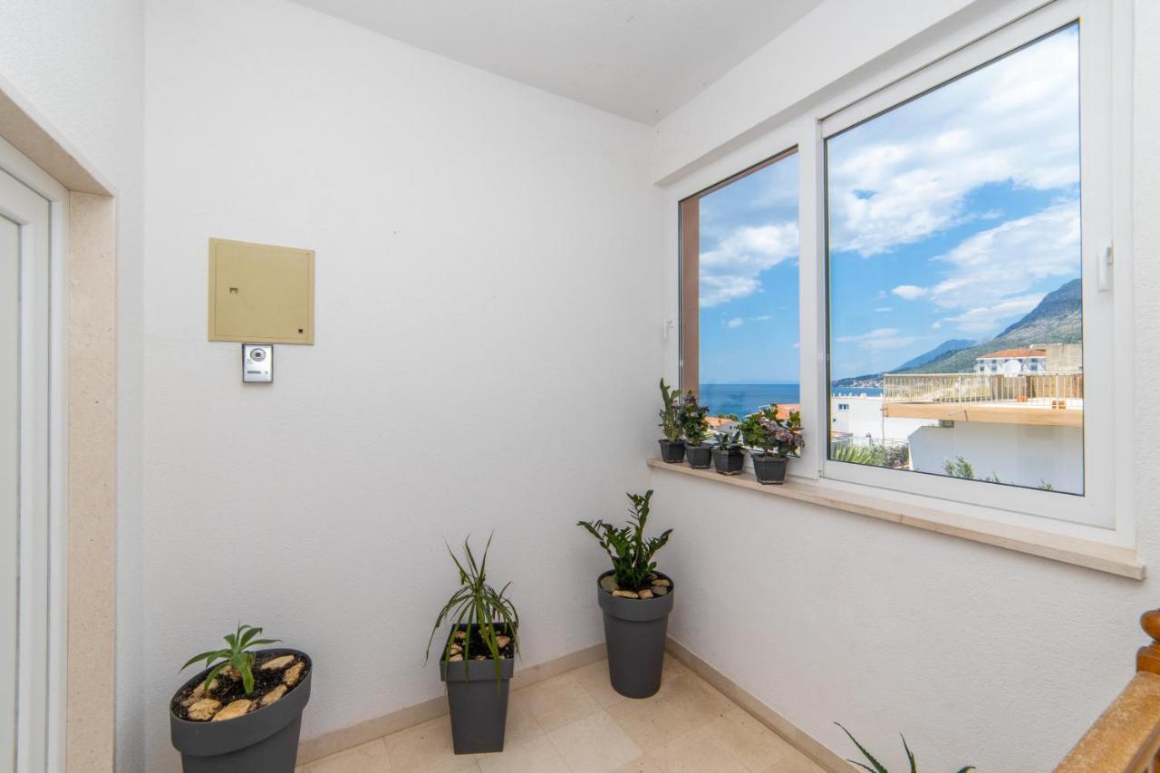 Apartment Lile Gradac (Split-Dalmatia)