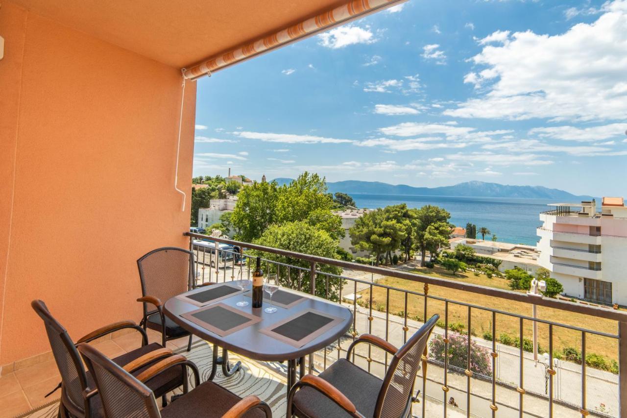 Lile Apartment